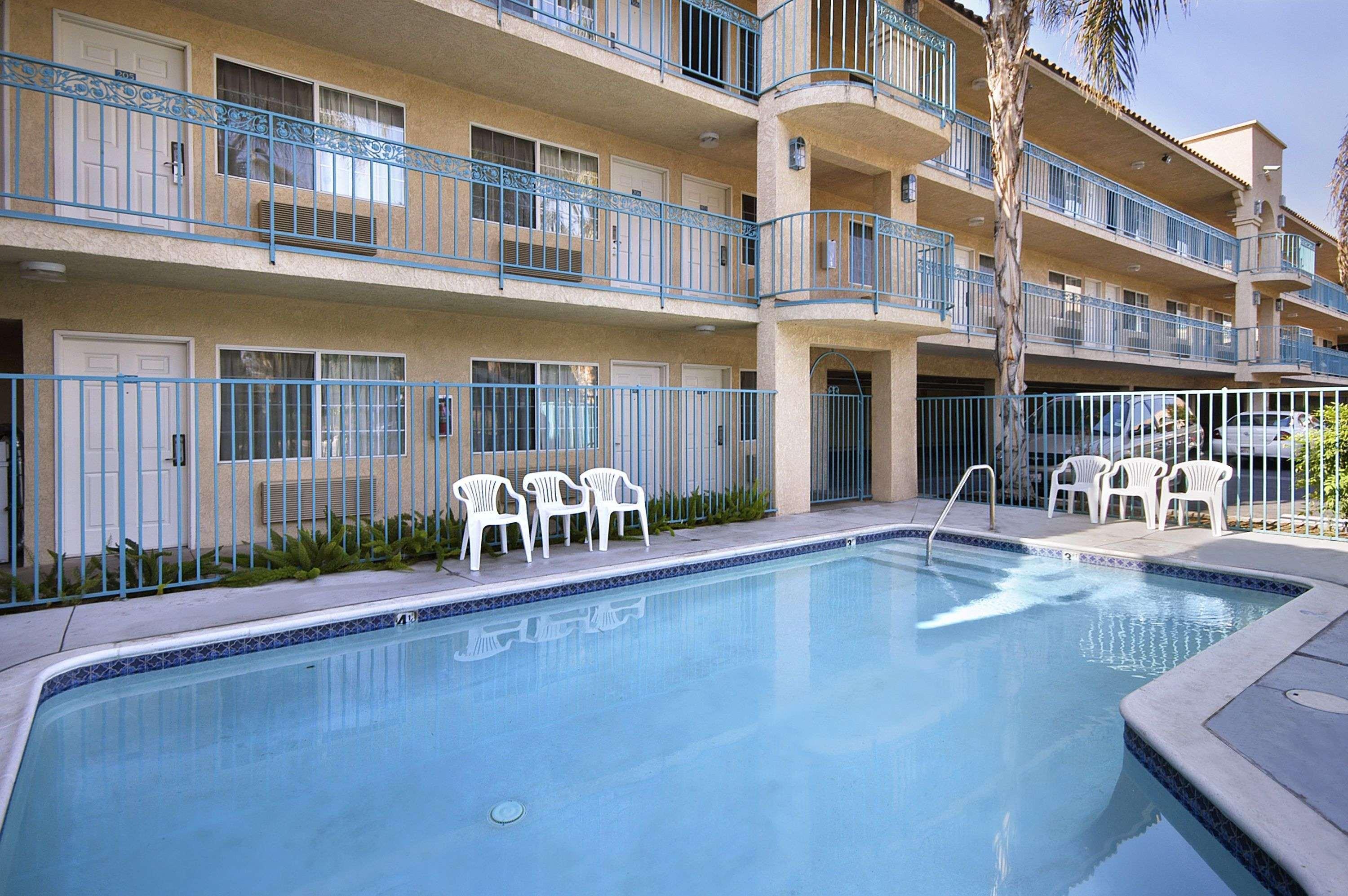 Days Inn By Wyndham Riverside Tyler Mall מראה חיצוני תמונה